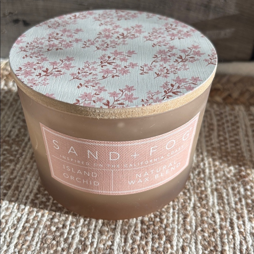 Island Orchid Scented Candle